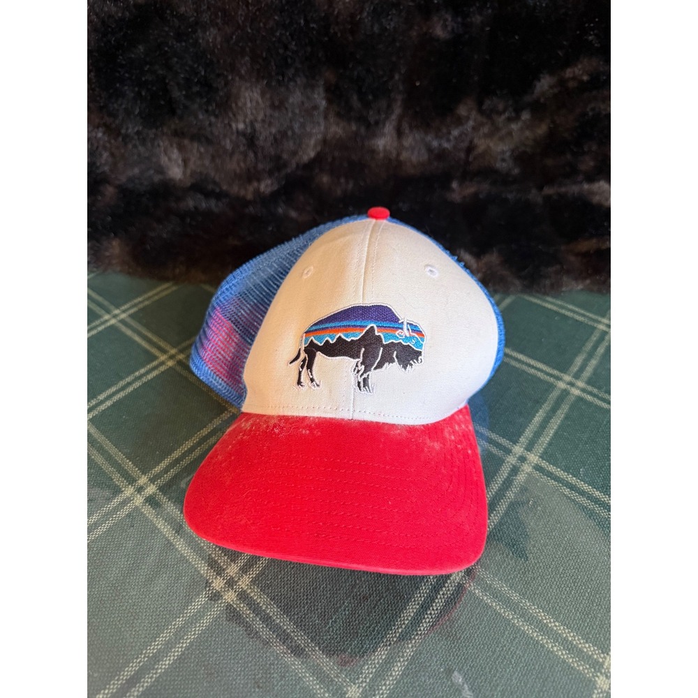 Patagonia Hat Cap Snap Back Mens One Size Red Blue Bison Mesh Trucker Logo